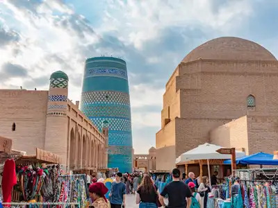 Nature and Nomads of Uzbekistan – Mountains, Lakes &#038; Yurts in 7 Days.